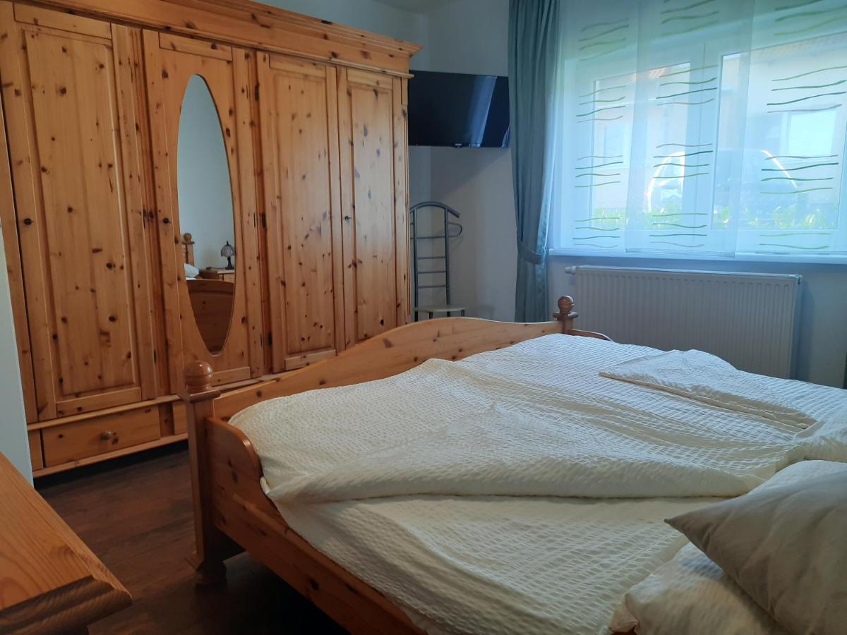 Ferienwohnung Am Schmollensee Pudagla Bagian luar foto